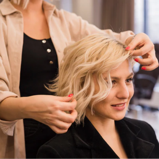 Femme coupe & Mise en plis/salon